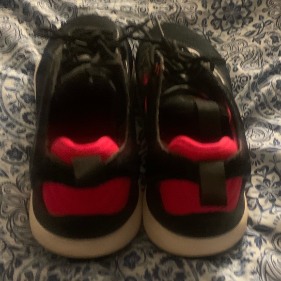 Women's Nike Air Jordan max 200 - Picture 2 of 5